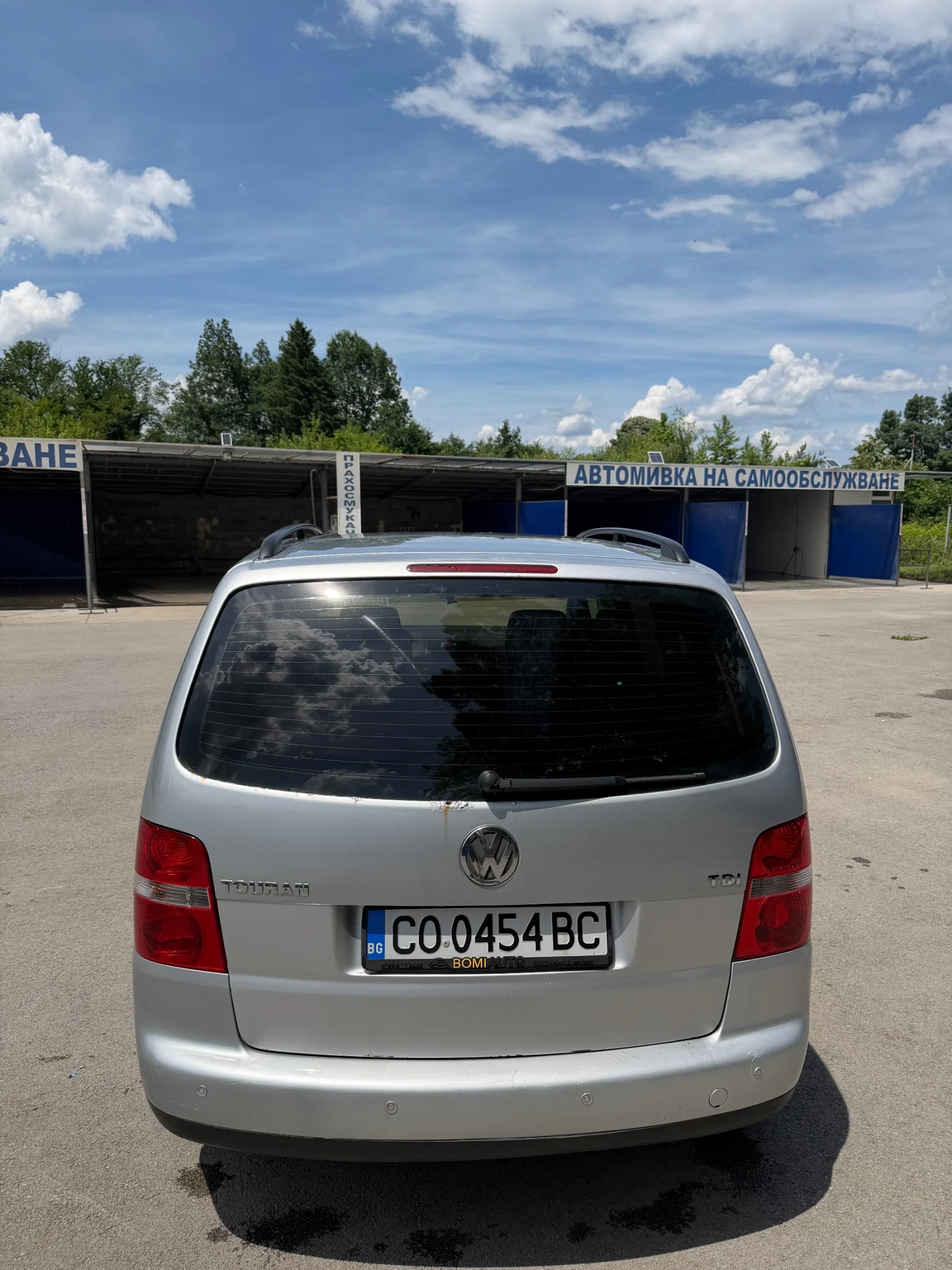 VW Touran, снимка 6 - Автомобили и джипове - 54822306