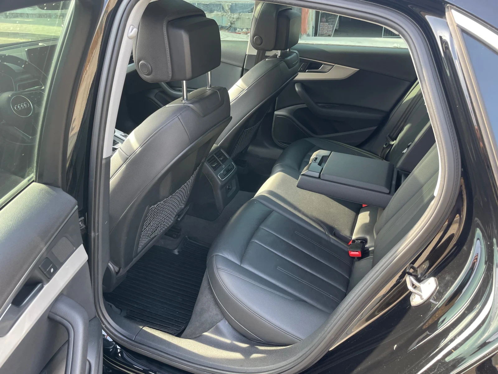 Audi A4 | Mobile.bg � ����������� 10