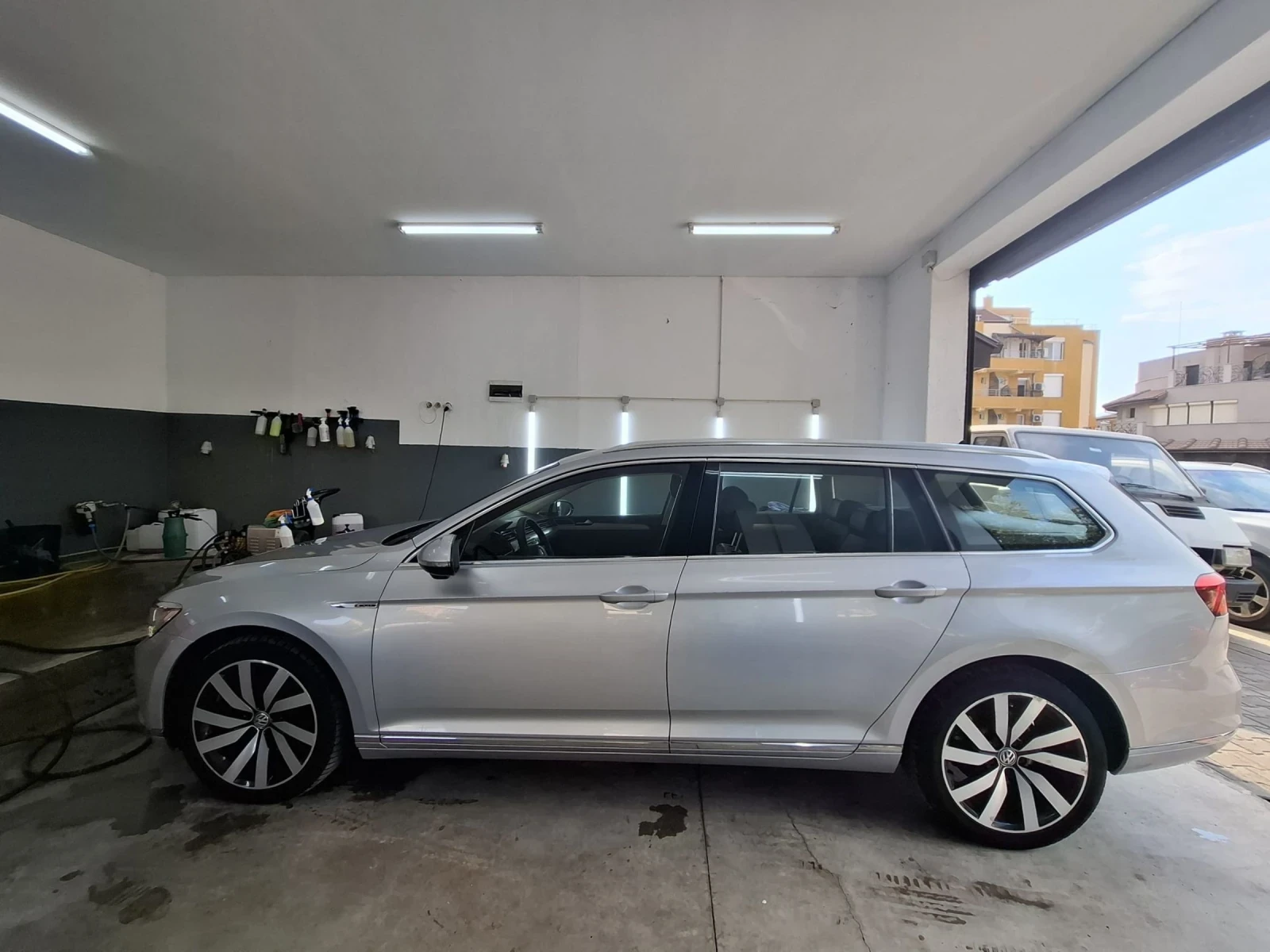 VW Passat 2.0TDI* DSG* 4x4* Digital, снимка 6 - Автомобили и джипове - 55327894