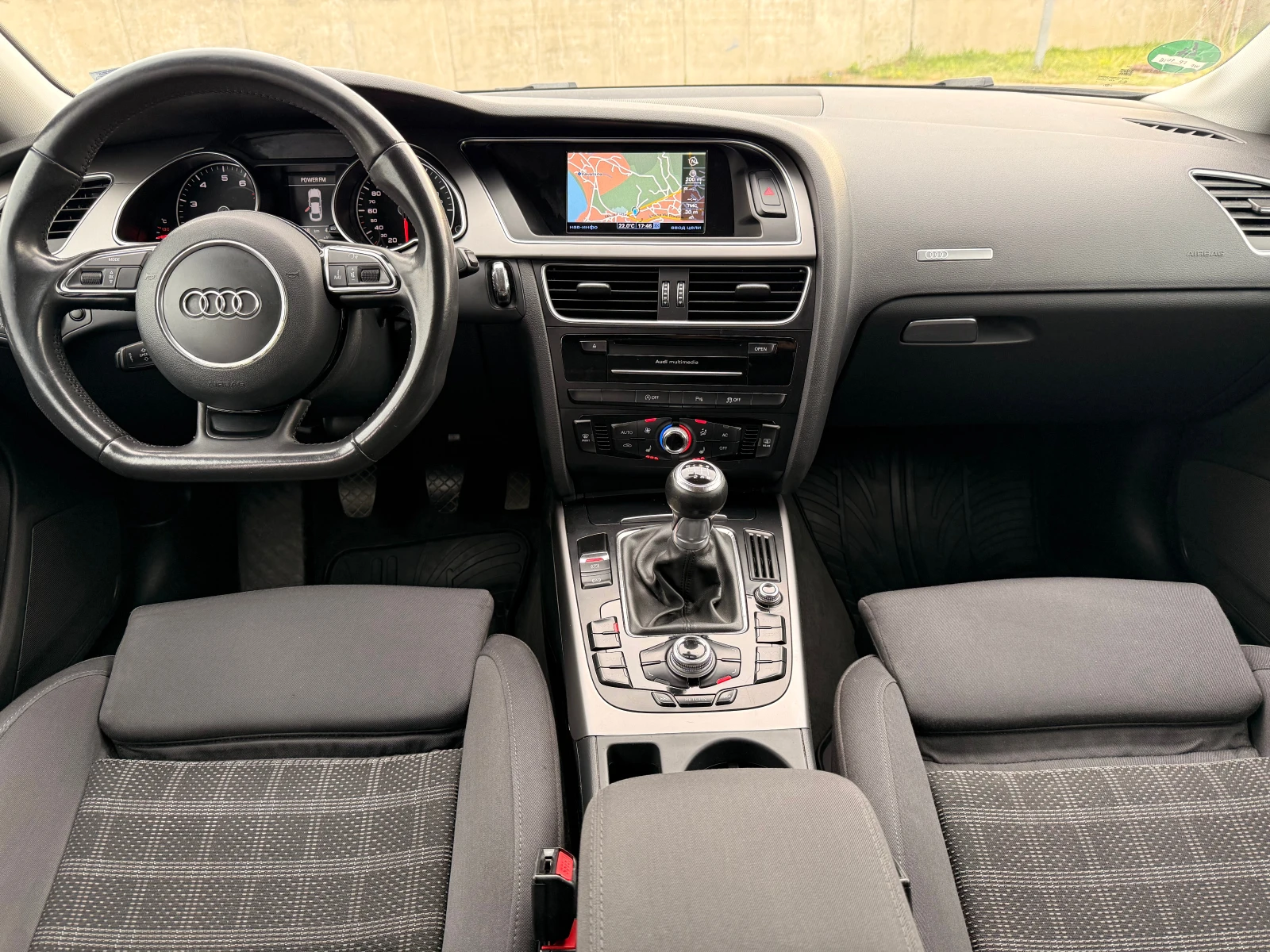 Audi A5 1, 8 S-lyne, снимка 12 - Автомобили и джипове - 55379468