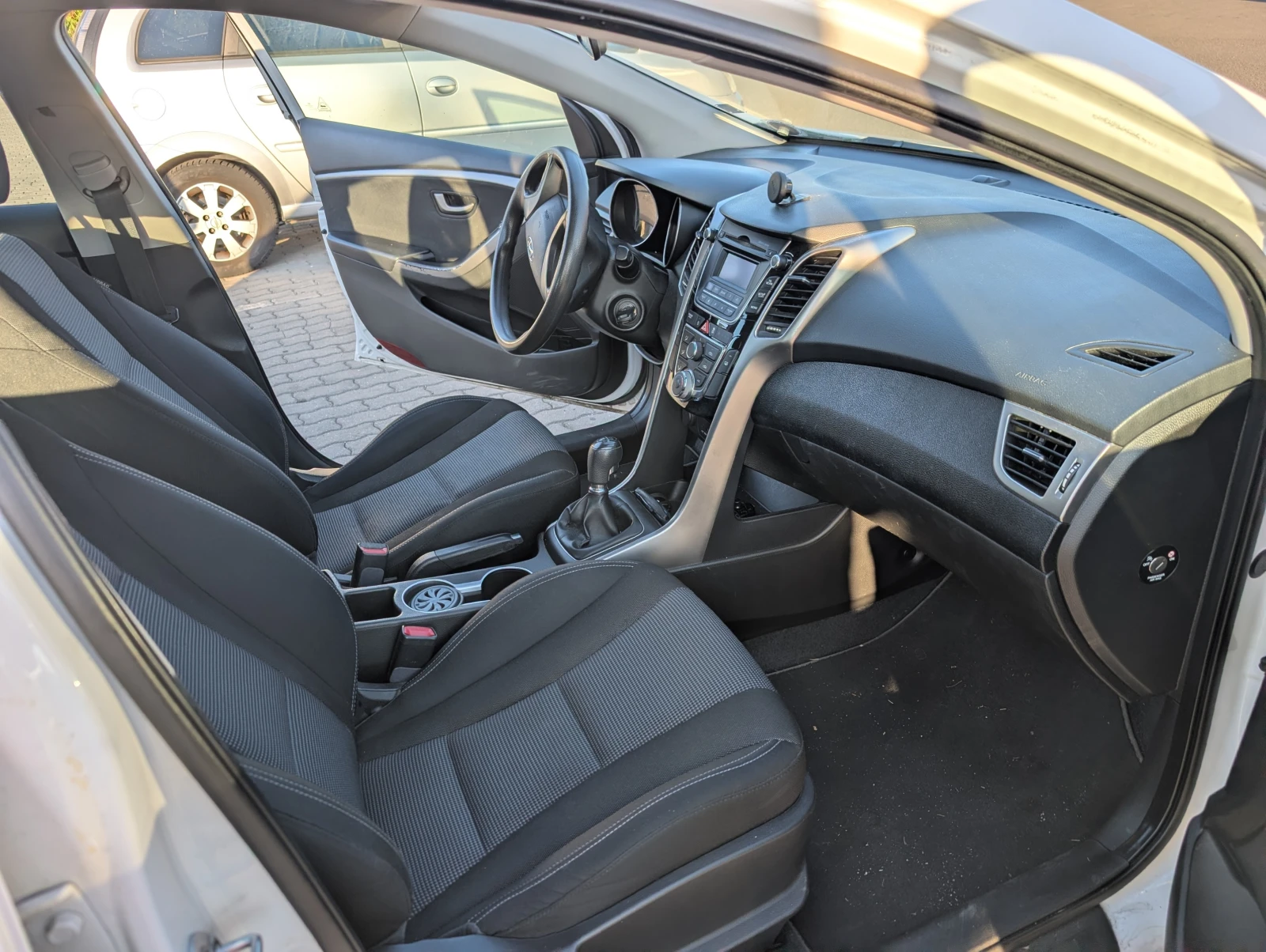 Hyundai I30, снимка 10 - Автомобили и джипове - 55661471