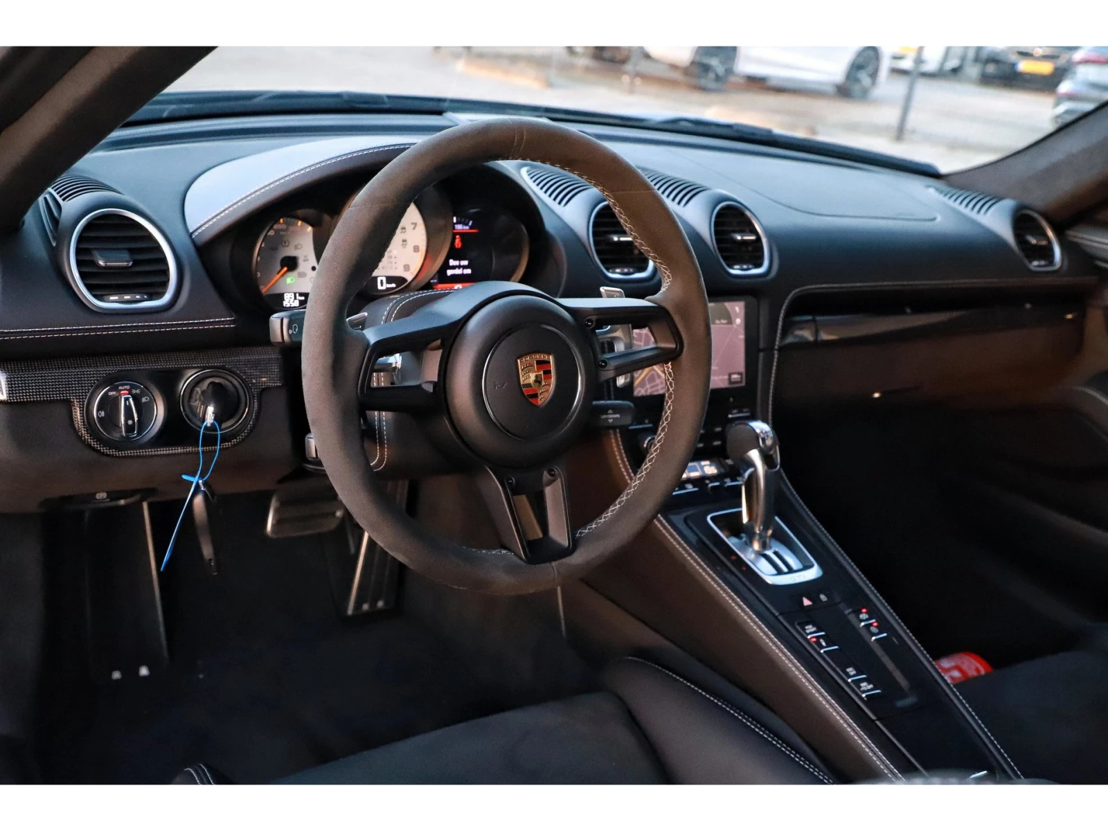 Porsche Cayman 718 GT4 4.0 895km, снимка 5 - Автомобили и джипове - 56165120