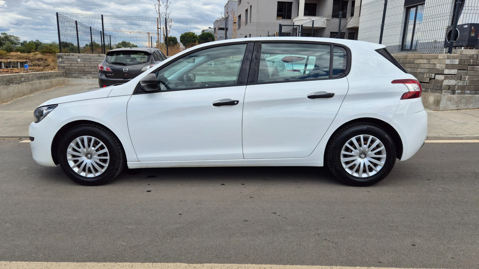 Peugeot 308 1.2, снимка 7 - Автомобили и джипове - 56226575