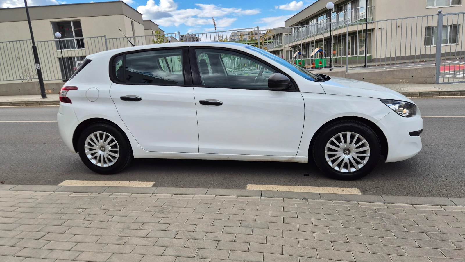 Peugeot 308 1.2, снимка 4 - Автомобили и джипове - 56226575