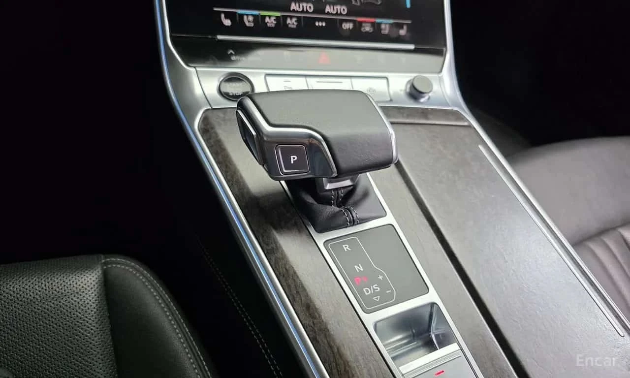 Audi A6 / ДИСТРОНИК / ХЕД-ЪП / 360 / ОБДУХВАНЕ, снимка 9 - Автомобили и джипове - 56431441