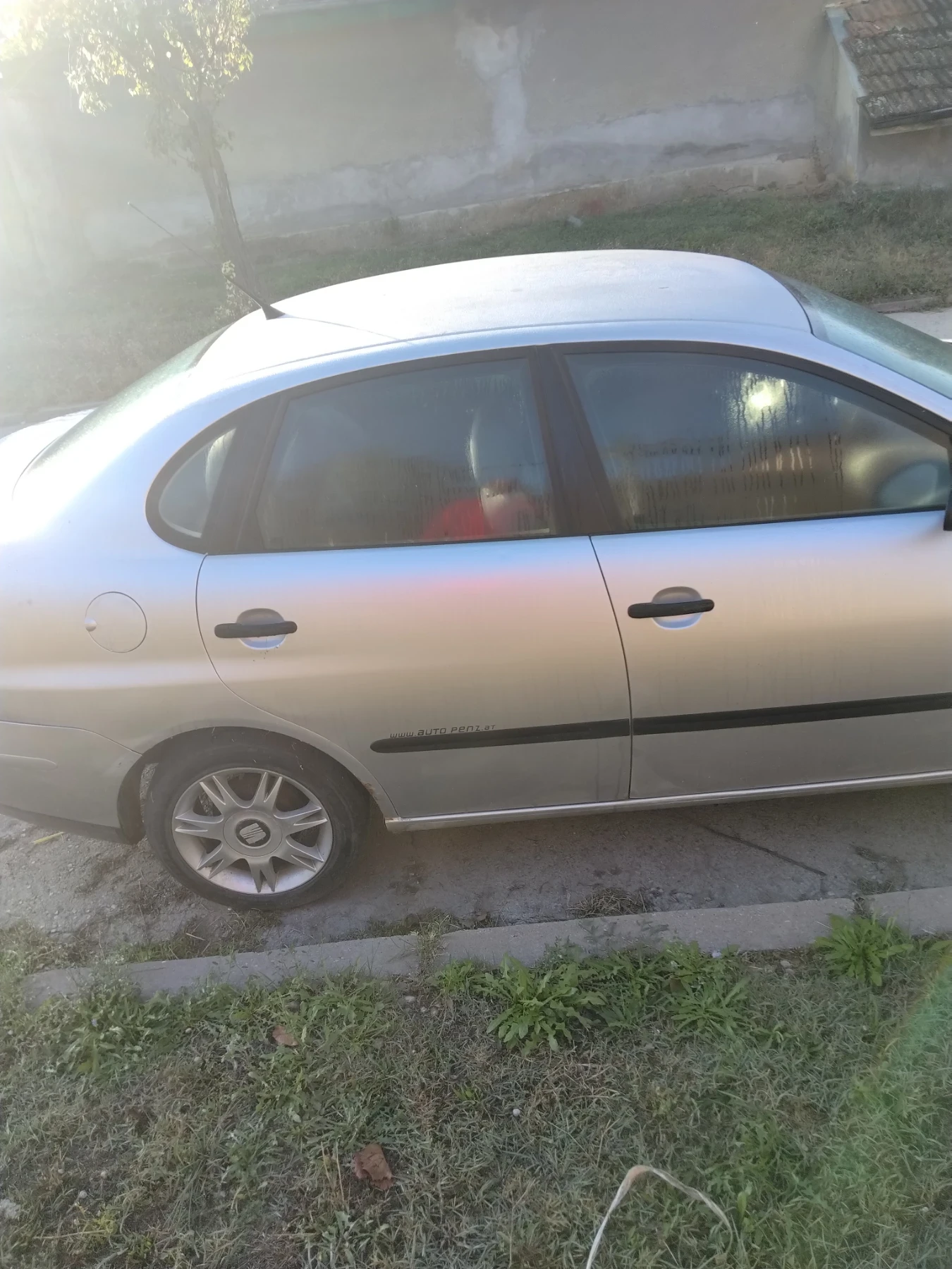Seat Cordoba, снимка 2 - Автомобили и джипове - 56589412