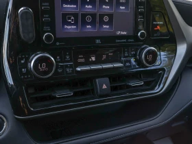 Обява за продажба на Toyota Highlander Limited PANO* CAM* ОБДУХВАНЕ* BLINDSPOT* KEYLESS*  ~68 900 лв. - изображение 11 | Auto.bg Обява за продажба на Toyota Highlander Limited PANO* CAM* ОБДУХВАНЕ* BLINDSPOT* KEYLESS*  ~68 900 лв. - изображение 11