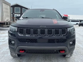 Jeep Compass  TRAILHAWK| PANORAMA| ПОДГРЕВИ| КEYLESS GO| CARFAX | Auto.bg — изображение 2