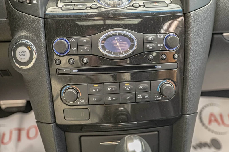 Infiniti QX70 S/Bose/Обдухване/Distronic/Lane Assist/Камера 360, снимка 12 - Автомобили и джипове - 52240829