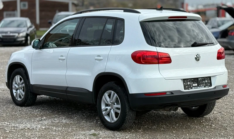 VW Tiguan 2.0TDi 150к.с * DSG* * 4-Motion* * Navi* * Face-Li, снимка 4 - Автомобили и джипове - 52417956