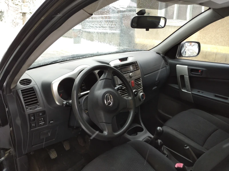 Daihatsu Terios 1.5 i, снимка 9 - Автомобили и джипове - 53035997