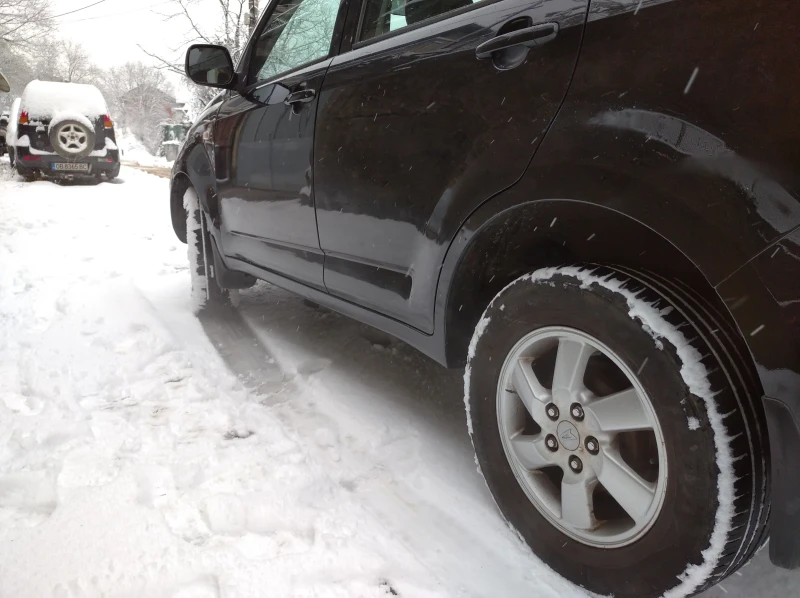 Daihatsu Terios 1.5 i, снимка 3 - Автомобили и джипове - 53035997