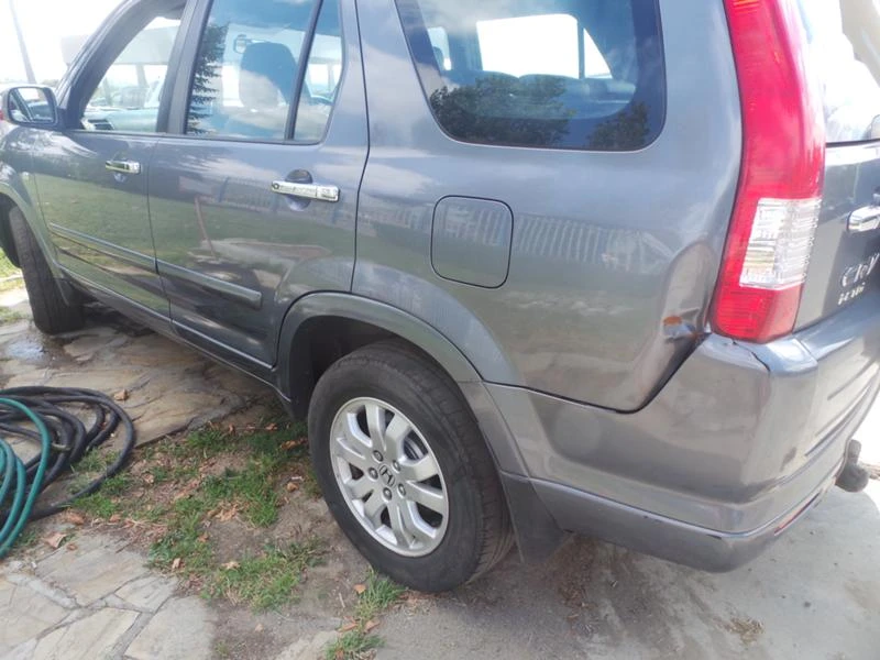 Honda Cr-v 2,2 I-CTDI, снимка 5 - Автомобили и джипове - 47850570