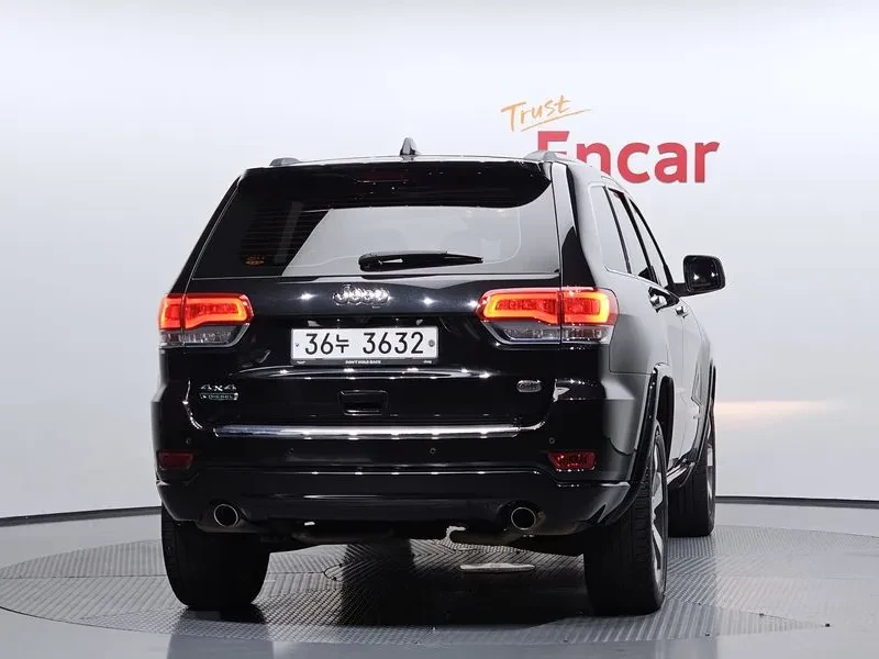 Jeep Cherokee 3.0D , снимка 8 - Автомобили и джипове - 55926396