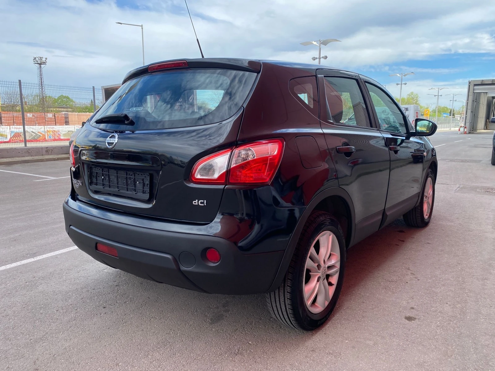 Nissan Qashqai 2.0 DCI-150 к.с. 4х4 - изображение 5