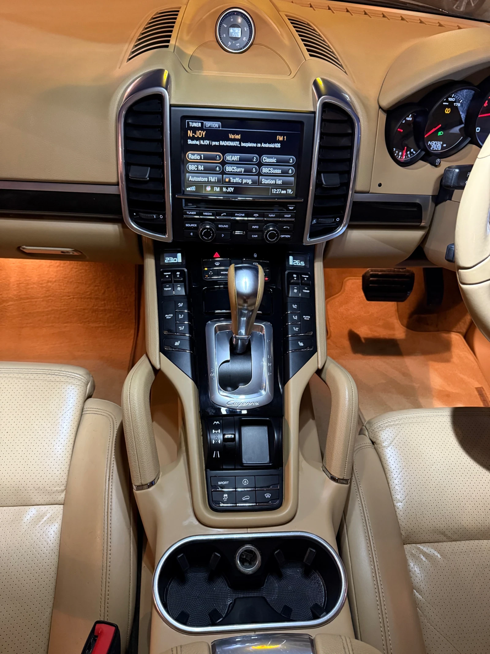 Porsche Cayenne  - изображение 6