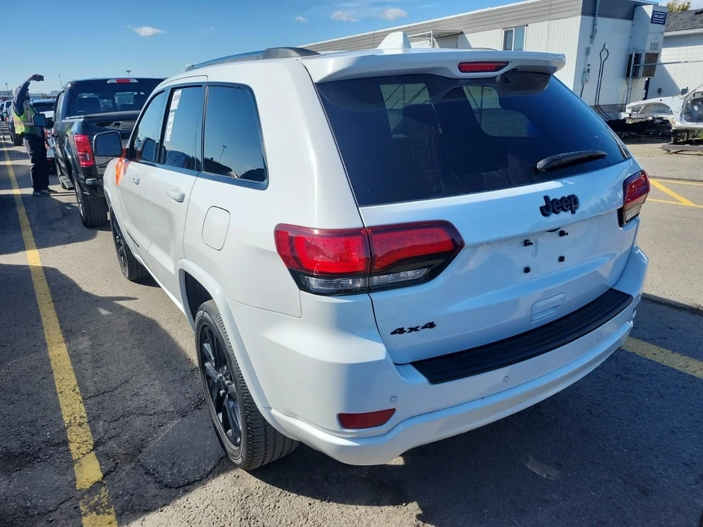 Jeep Grand cherokee * ALTITUDE * CARFAX * БЕЗ ПЪРВОНАЧАЛНА ВНОСКА - изображение 4