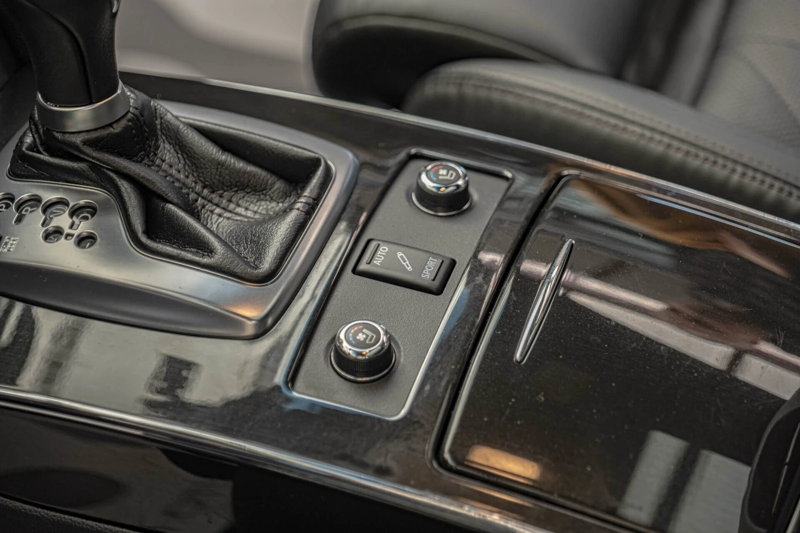 Infiniti QX70 S/Bose//Distronic/Lane Assist/ 360 | Mobile.bg   14