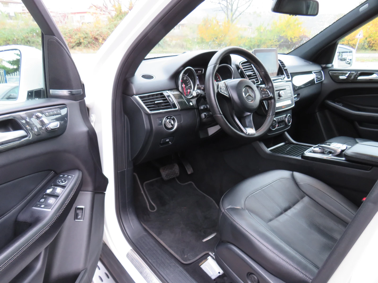 Mercedes-Benz GLE 350 * * * FULL 6.3 AMG PACK 9G 4-MATIC* * *  - изображение 9