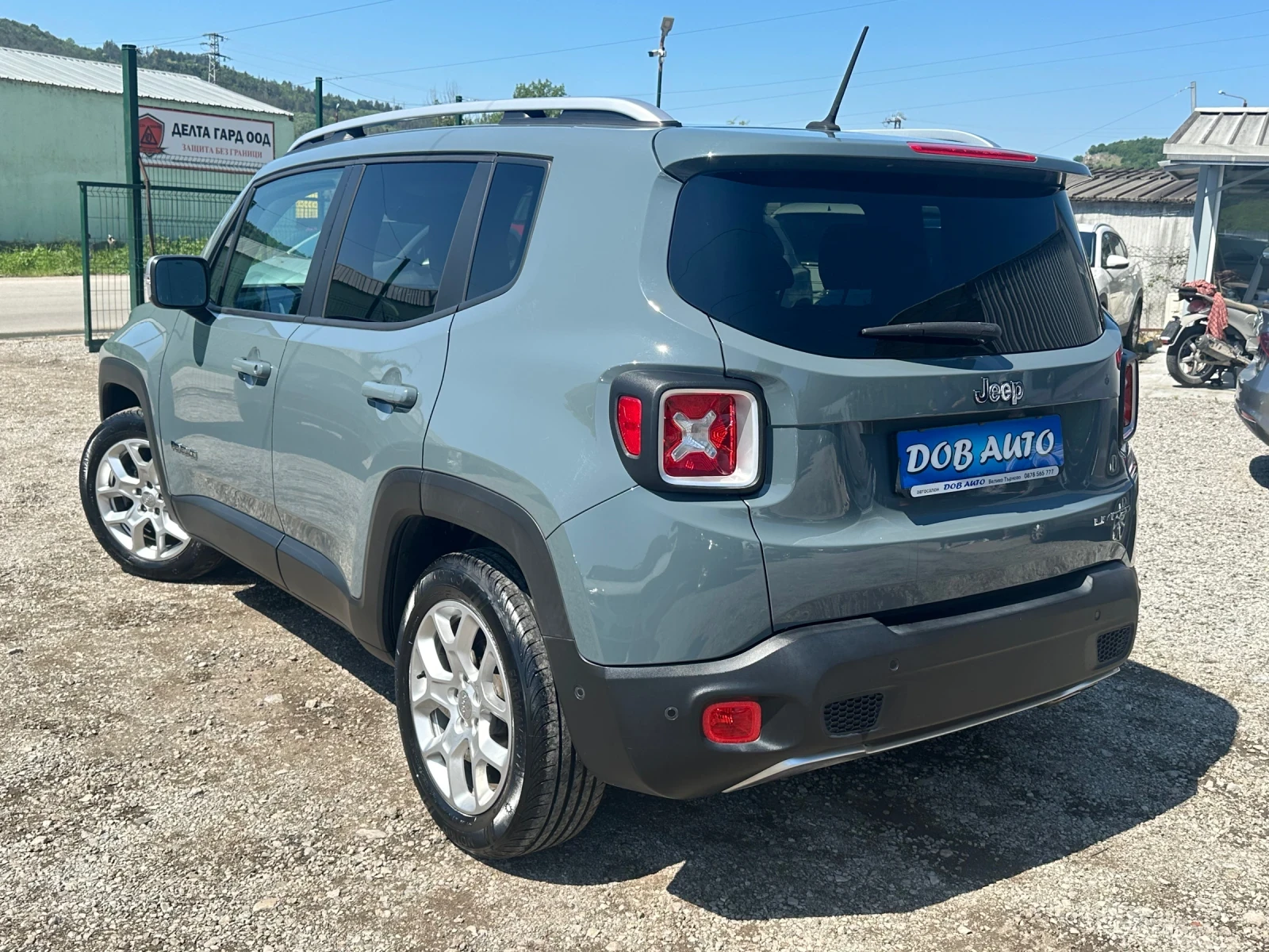 Jeep Renegade 1.6MJT-LIMITED-НАВИ-КОЖА, снимка 4 - Автомобили и джипове - 52942483