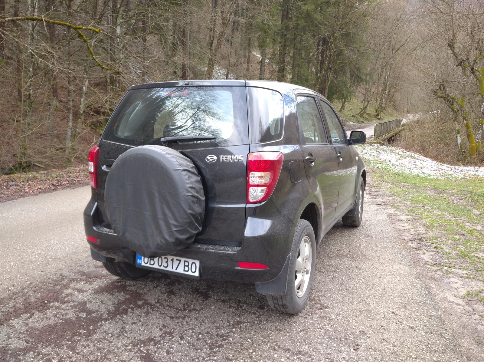 Daihatsu Terios 1.5 i, снимка 8 - Автомобили и джипове - 53035997