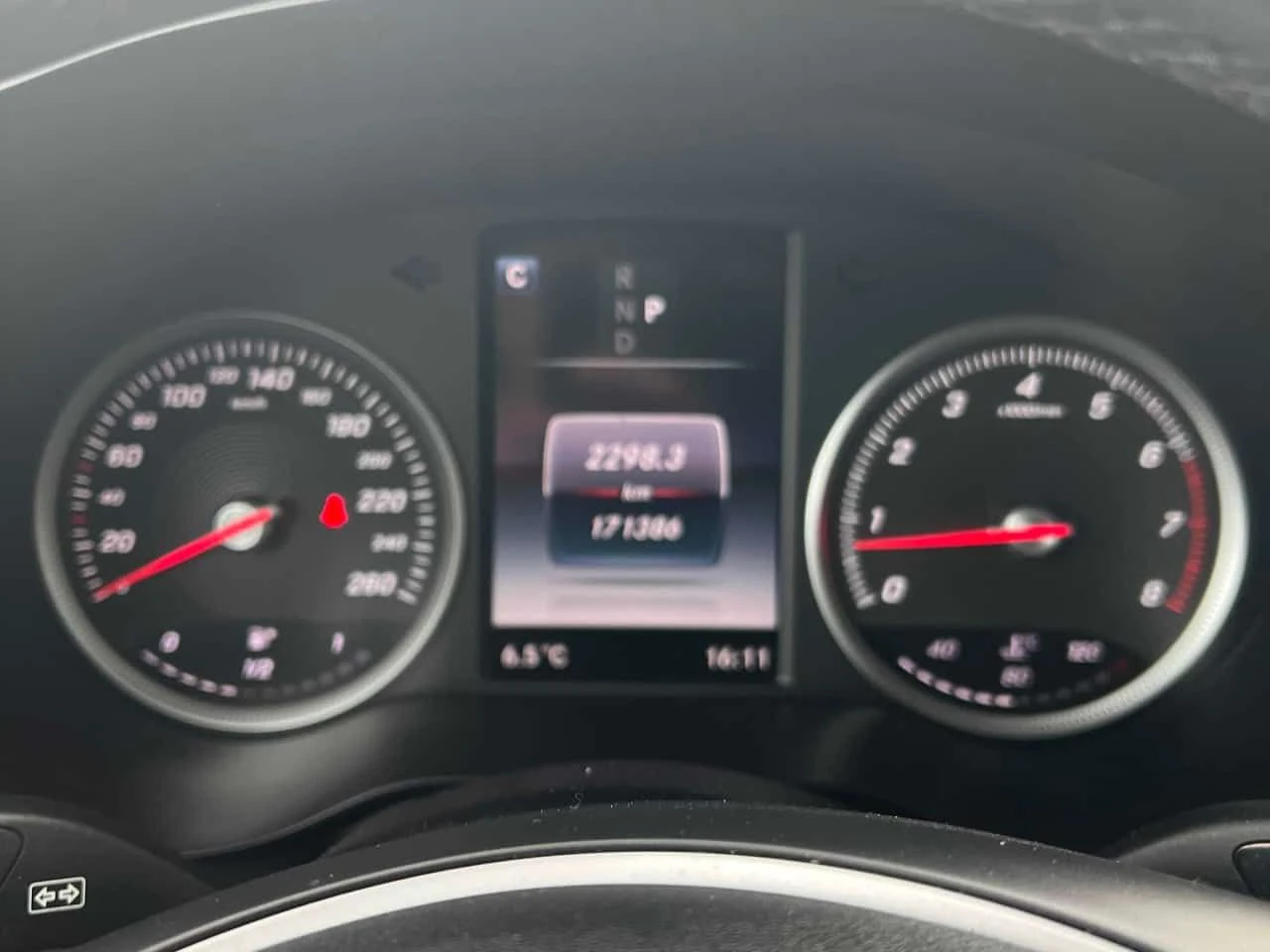 Mercedes-Benz GLC * 300 * CARFAX * ЦЕНА ДО БГ, снимка 8 - Автомобили и джипове - 54100412