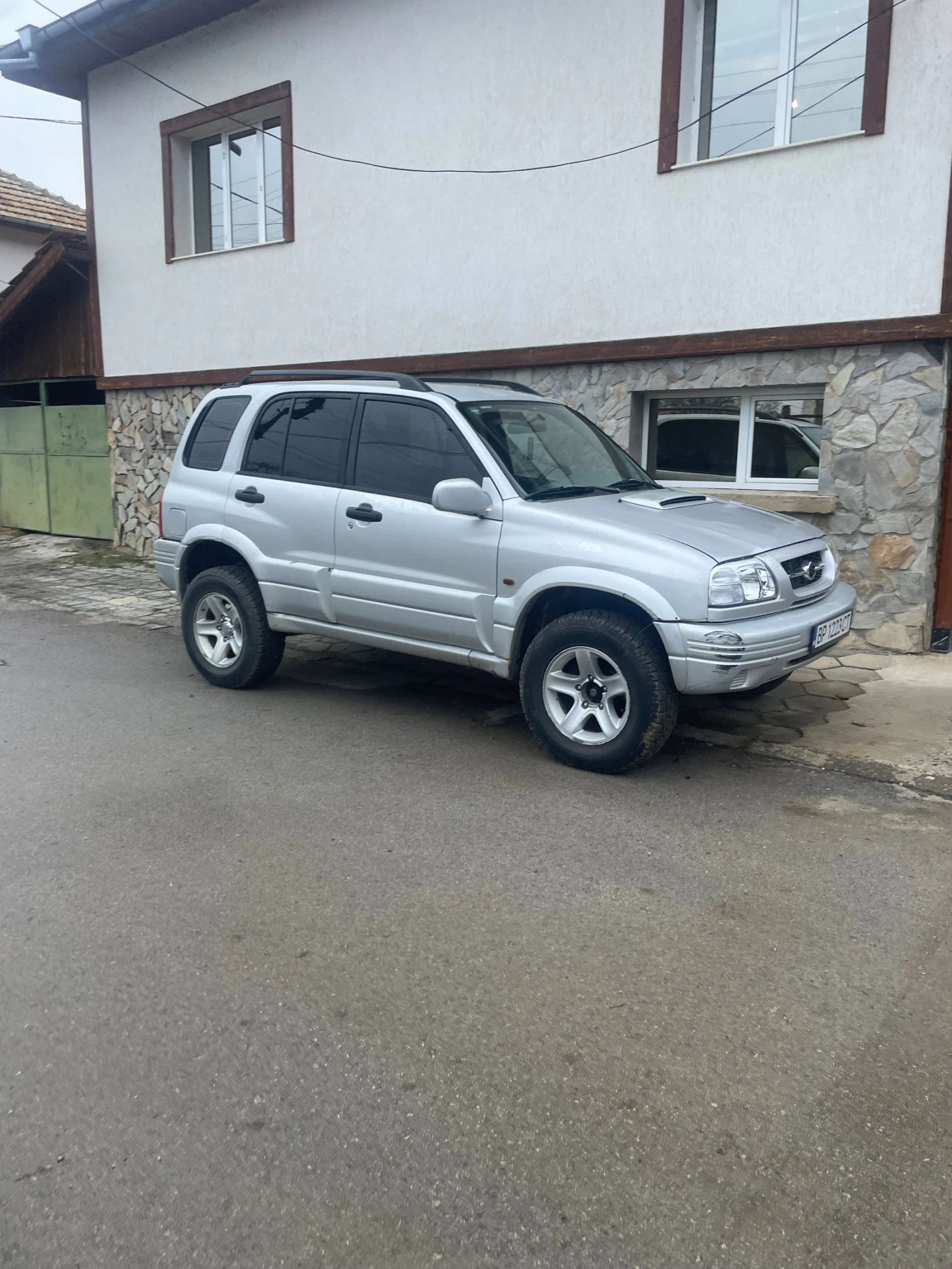 Suzuki Grand vitara, снимка 4 - Автомобили и джипове - 54221598