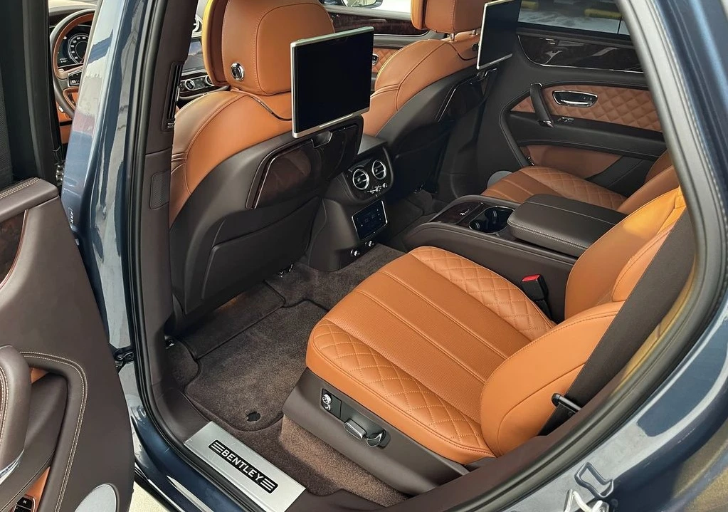 Bentley Bentayga 6.0 W12 4WD, снимка 7 - Автомобили и джипове - 54830112