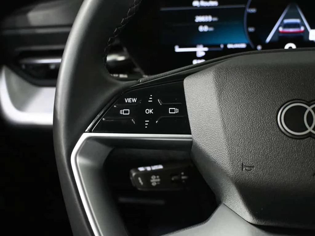 Audi Q5 * No Accident Navigation Panoramic Roof Ambient Li | Mobile.bg � ����������� 13