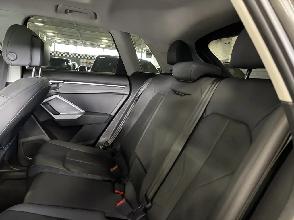 Audi Q3 SPORTBACK/PROGRESSIV/QUATTRO/S-LINE, снимка 8 - Автомобили и джипове - 55286431