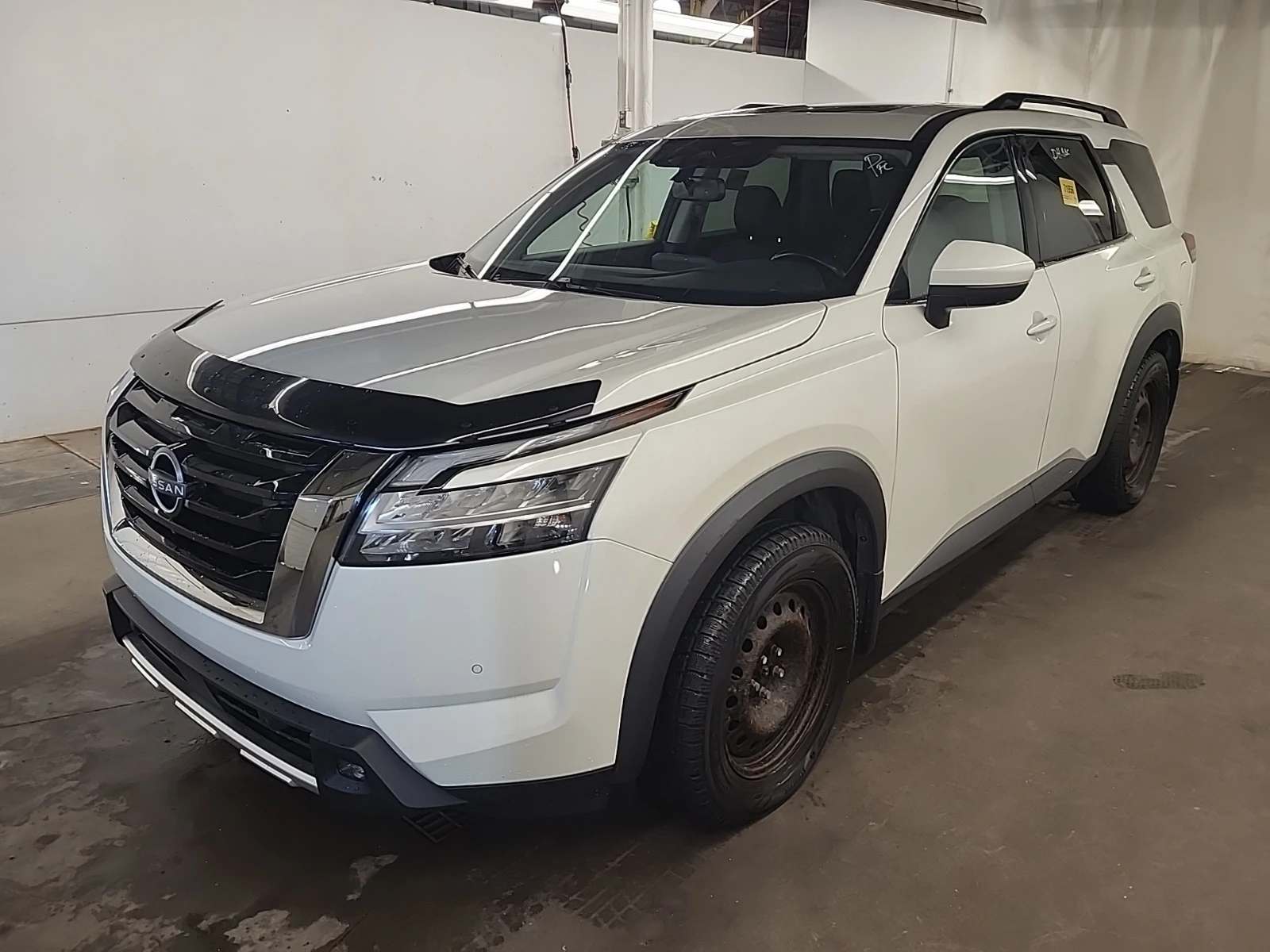 Nissan Pathfinder * SV* 
