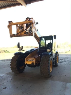 Телескопичен товарач JCB 541-70, снимка 5