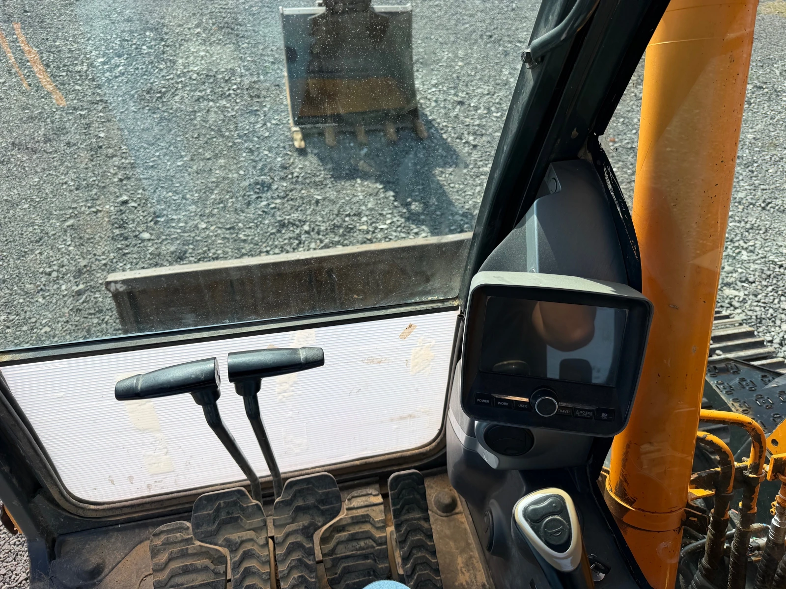 Багер Hyundai ROBEX 145 LCR-9 ДВЕ КОФИ ЛИЗИНГ, снимка 13 - Индустриална техника - 56048968