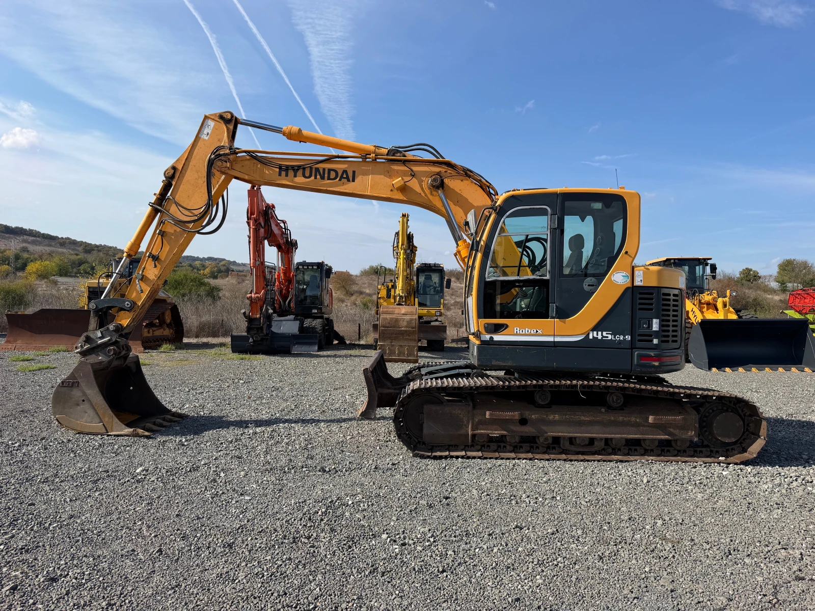 Багер Hyundai ROBEX 145 LCR-9 ДВЕ КОФИ ЛИЗИНГ, снимка 3 - Индустриална техника - 56048968