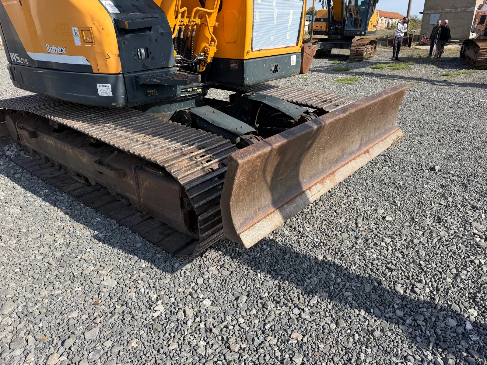 Багер Hyundai ROBEX 145 LCR-9 ДВЕ КОФИ ЛИЗИНГ, снимка 8 - Индустриална техника - 56048968