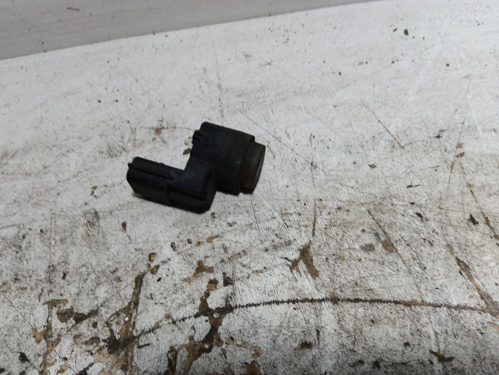 датчик за парктроник черен 284384EA0A Nissan Qashqai