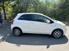 Toyota Yaris 1.4, снимка 2