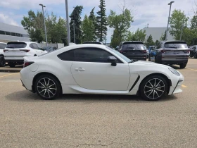 Toyota GR86 * Manual * АВТОКРЕДИТ БЕЗ ПЪРВОНАЧАЛНА ВНОСКА* , снимка 3