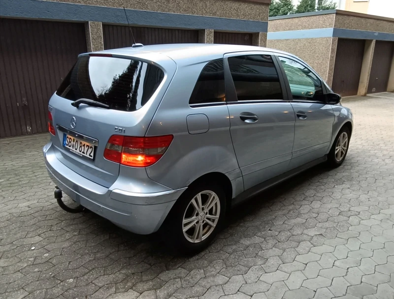 Mercedes-Benz B 180, снимка 4 - Автомобили и джипове - 48433885