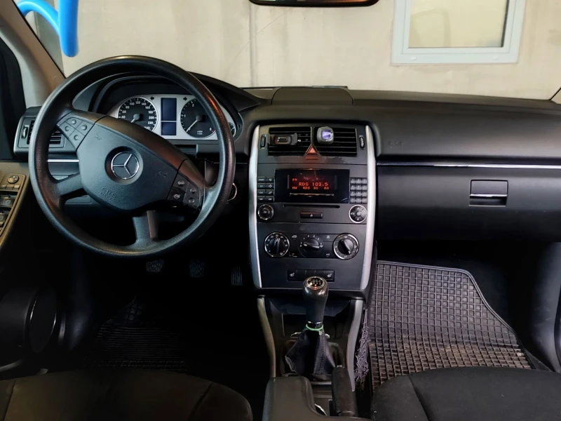 Mercedes-Benz B 180, снимка 9 - Автомобили и джипове - 48433885