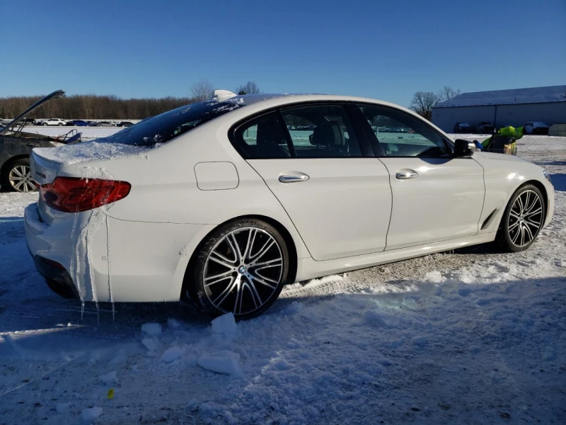 BMW 550 M550i* xDrive* Bowers&Wilkins* Distronic* Ambient*, снимка 5 - Автомобили и джипове - 49100706