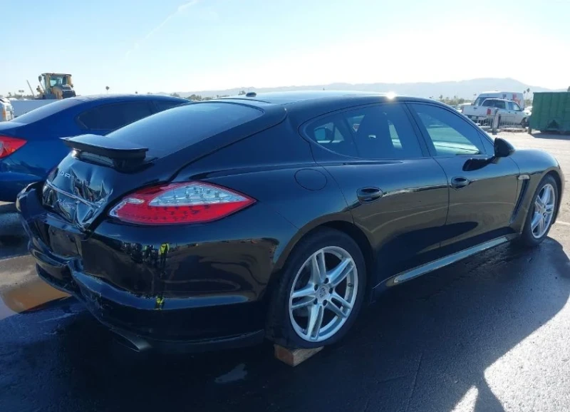 Porsche Panamera, снимка 5 - Автомобили и джипове - 49183909