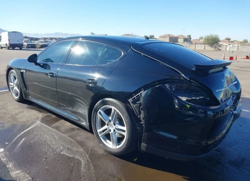 Porsche Panamera, снимка 3 - Автомобили и джипове - 49183909