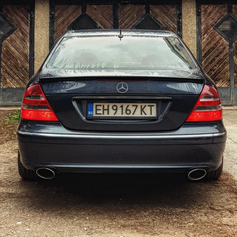 Mercedes-Benz E 320 E320CDI, снимка 16 - Автомобили и джипове - 52355158