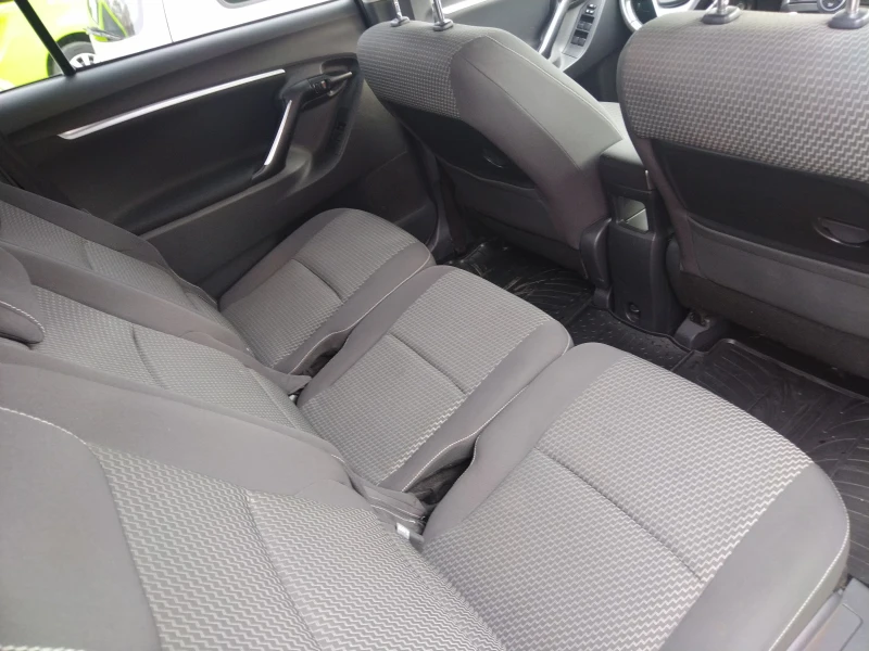 Toyota Verso 1.6, темпомат, камера, 6 скорости , снимка 17 - Автомобили и джипове - 52463353