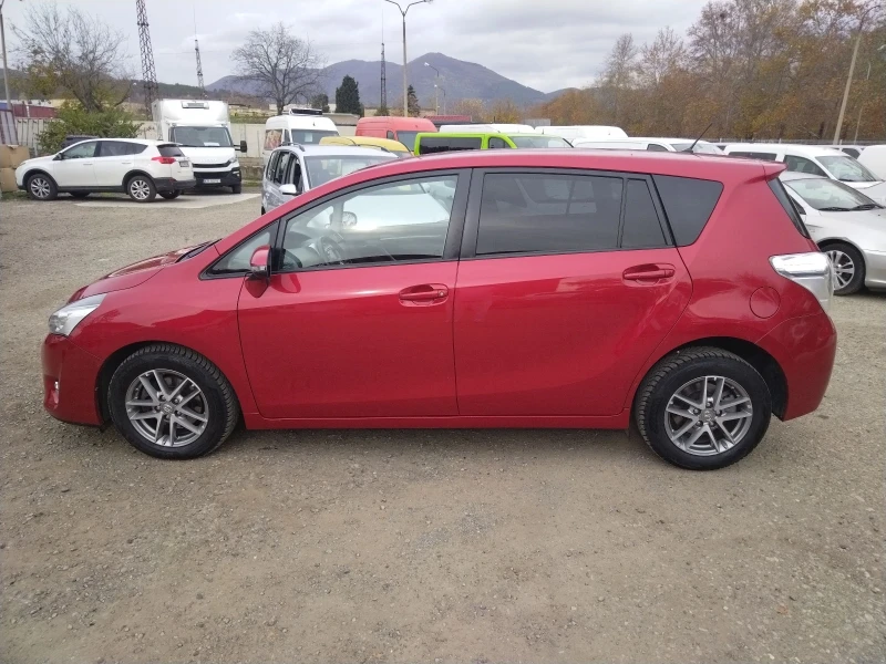 Toyota Verso 1.6, темпомат, камера, 6 скорости , снимка 8 - Автомобили и джипове - 52463353