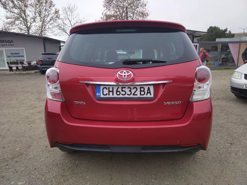 Toyota Verso 1.6, темпомат, камера, 6 скорости , снимка 6 - Автомобили и джипове - 52463353
