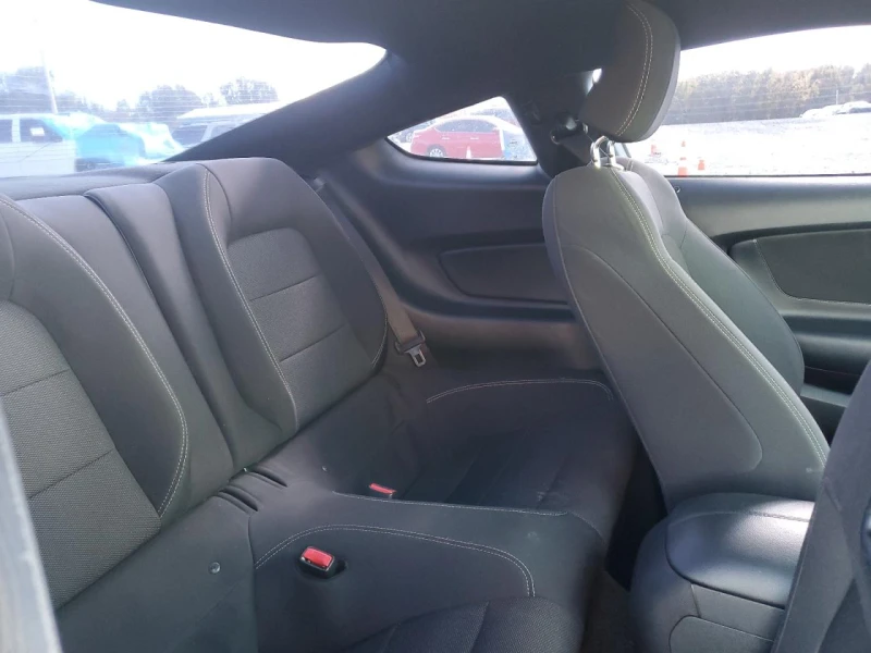 Ford Mustang V6, снимка 10 - Автомобили и джипове - 52564894