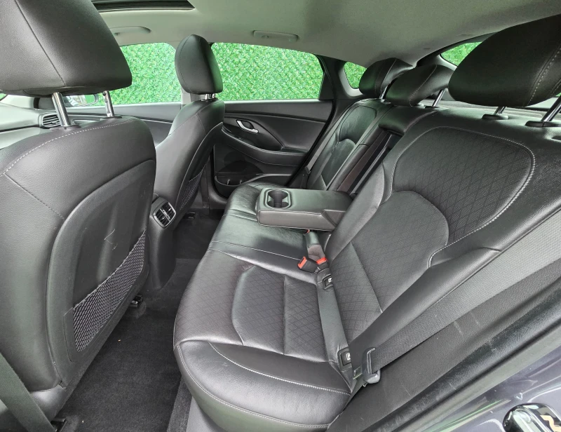 Hyundai I30 1.4GDI* 141кс* FASTBACK* FULL* AUTOMATIC, снимка 10 - Автомобили и джипове - 53066142