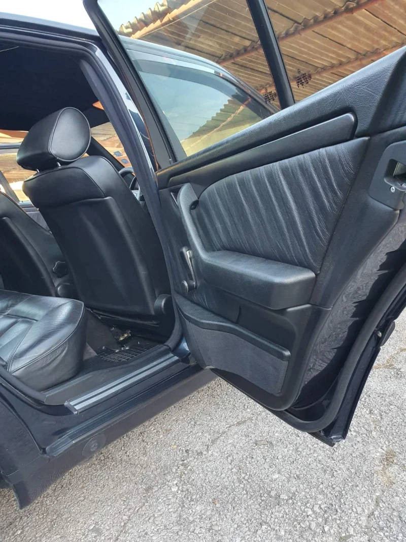 Mercedes-Benz C 200 Компресор , снимка 7 - Автомобили и джипове - 53088433